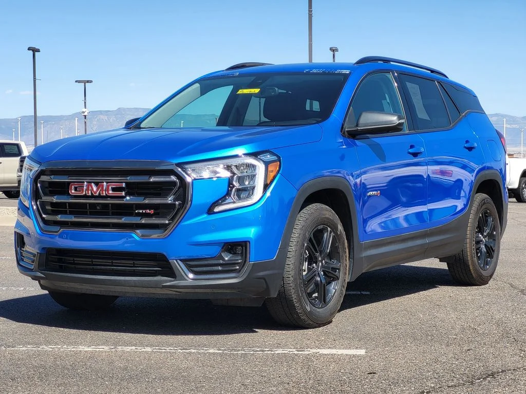 Used 2024 Riptide Metallic GMC AT4 image 4
