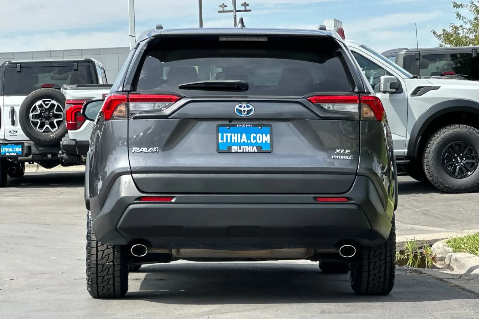 Used 2021 Magnetic Gray Metallic Toyota Hybrid XLE image 7