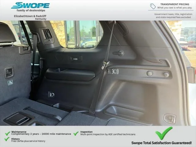 New 2026 Bright White Clear-Coat Exterior Paint Jeep Laredo image 16