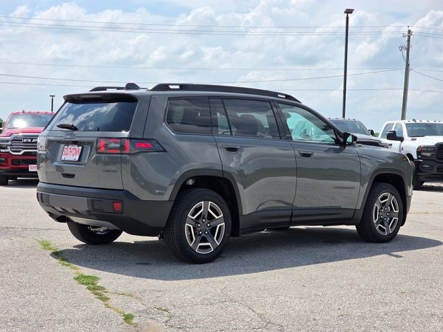 New 2026 Sting-Gray Clear-Coat Exterior Paint Jeep Limited image 7