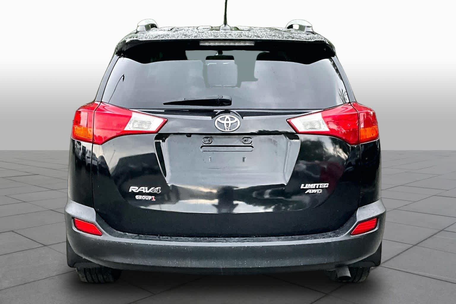 Used 2015 Black Toyota Limited image 5