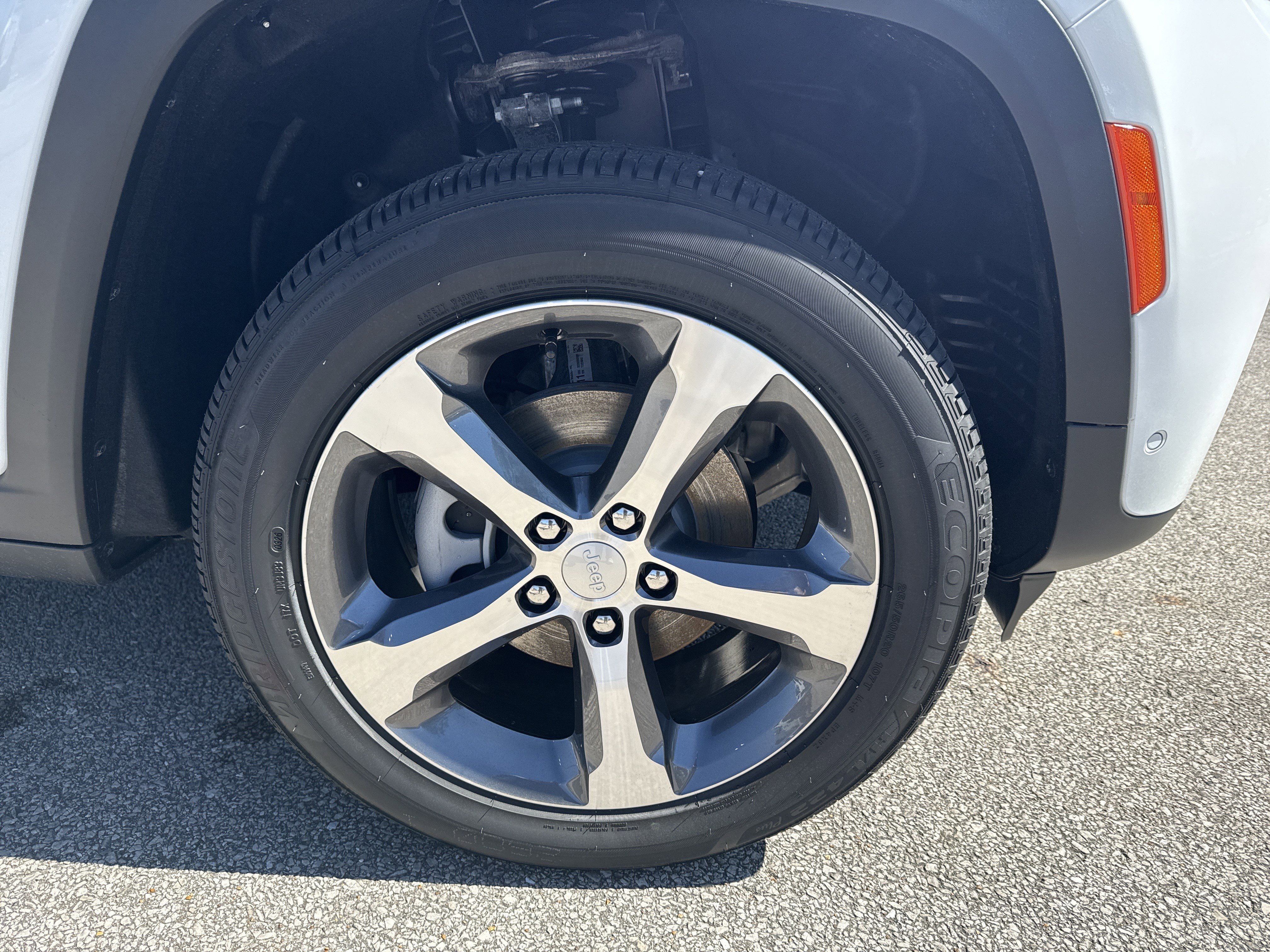 New 2026 Bright White Clearcoat Jeep Limited image 14