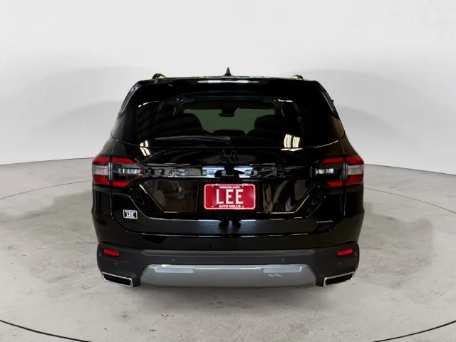 New 2026 Black Honda Touring image 4