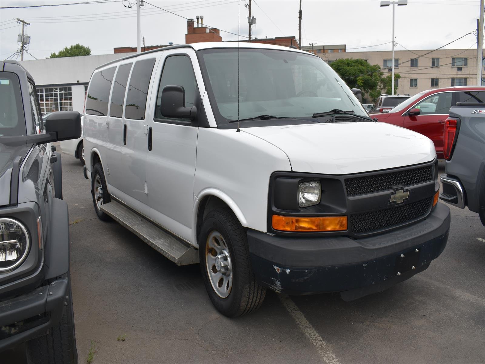 1GNSGBF46E1203980