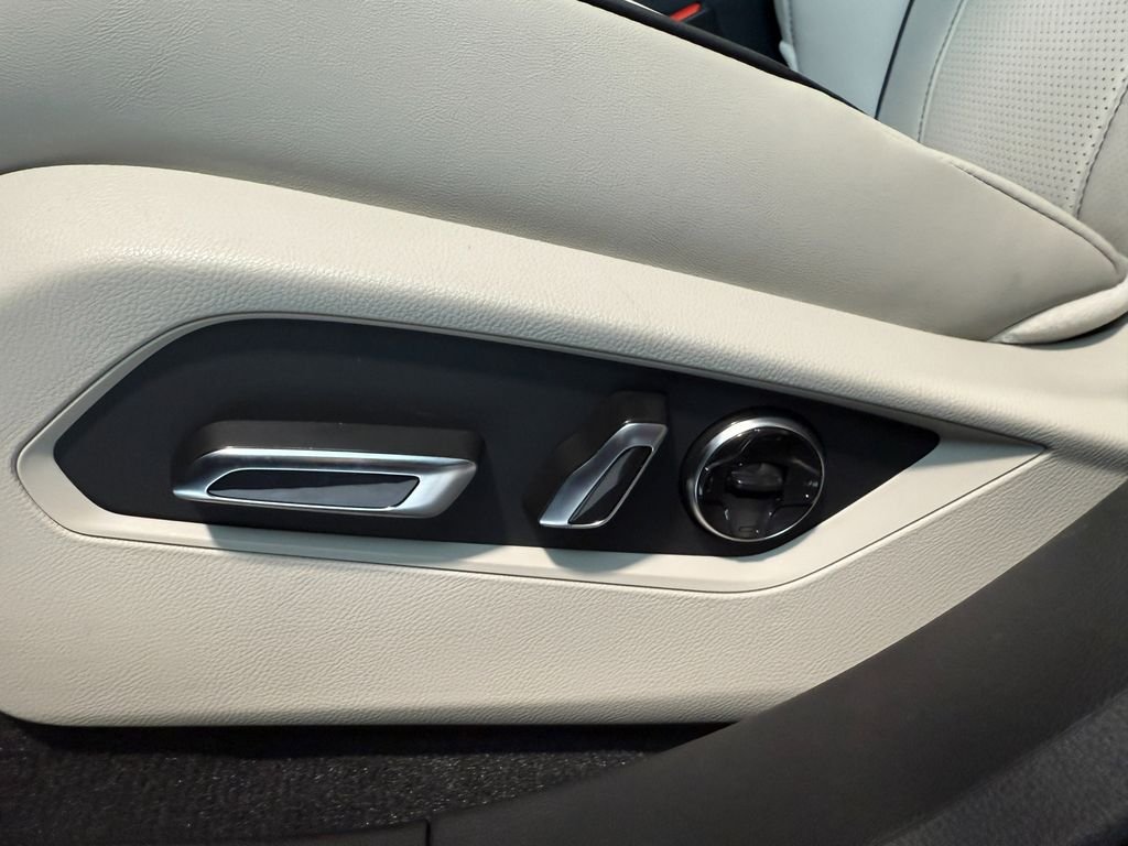 New 2026 Majestic Black Pearl Acura Advance Package image 14