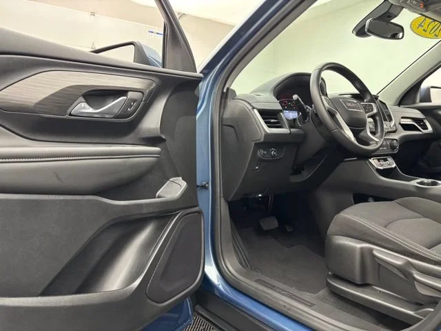Used 2024 Downpour Metallic GMC SLE image 12