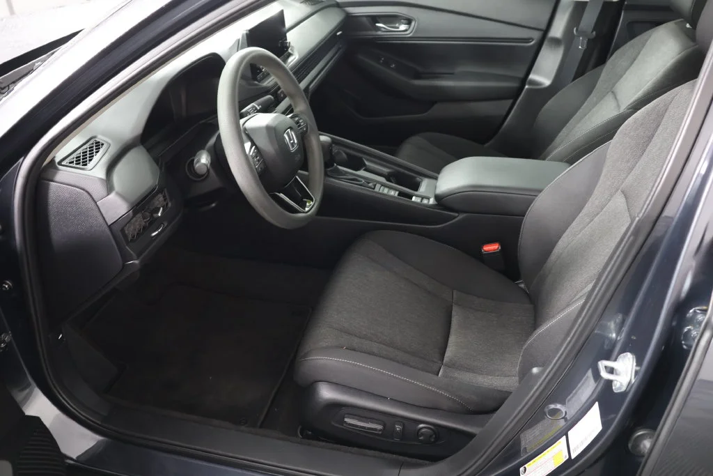 Used 2023 Meteorite Gray Metallic Honda EX image 19