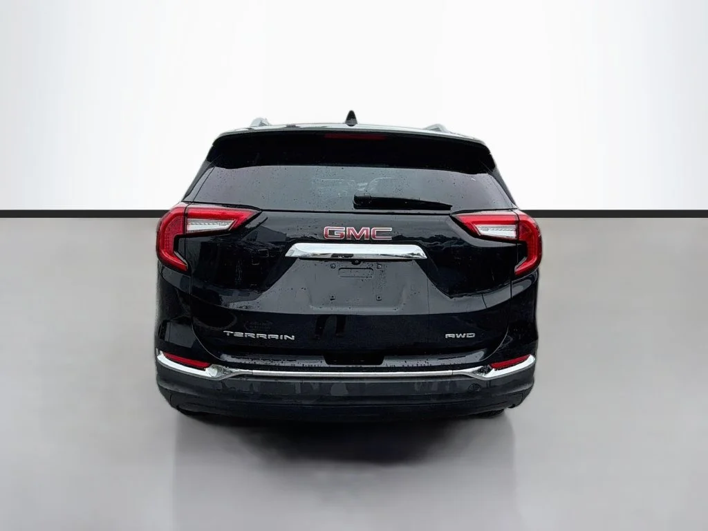 Used 2023 Black GMC SLT image 6