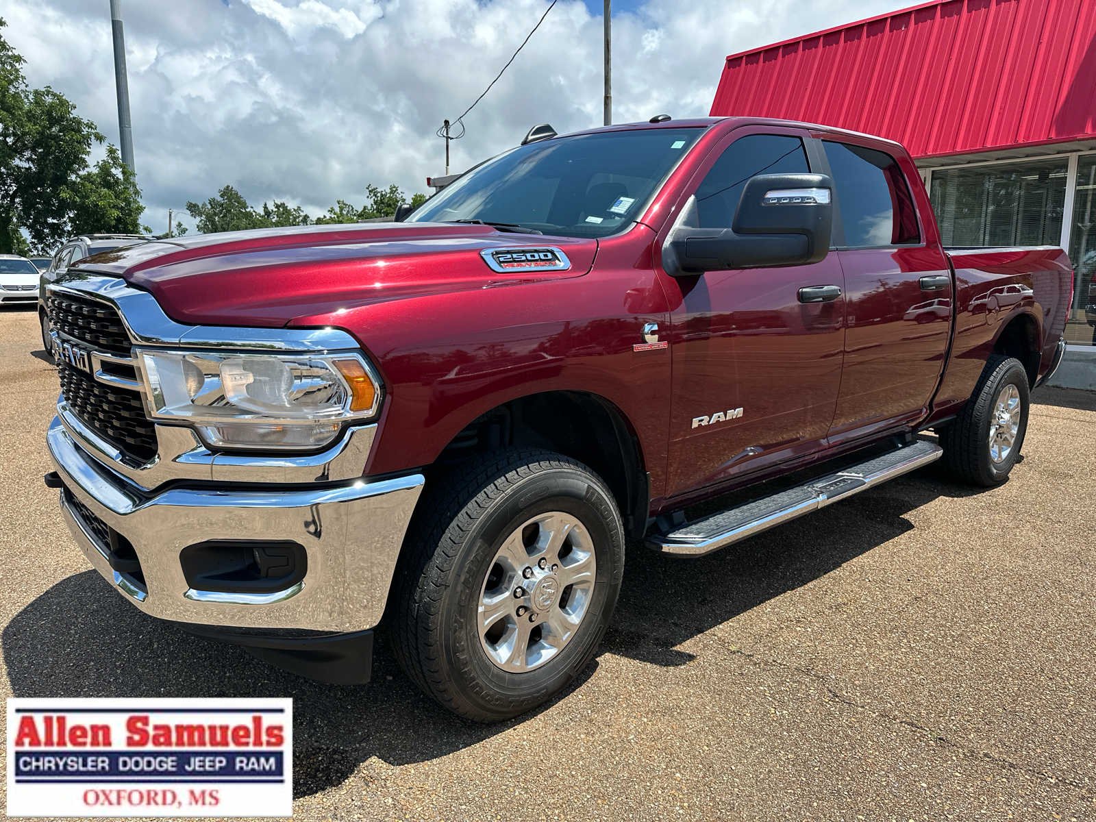 Used 2024 Delmonico Red Pearlcoat Ram Big Horn image 8