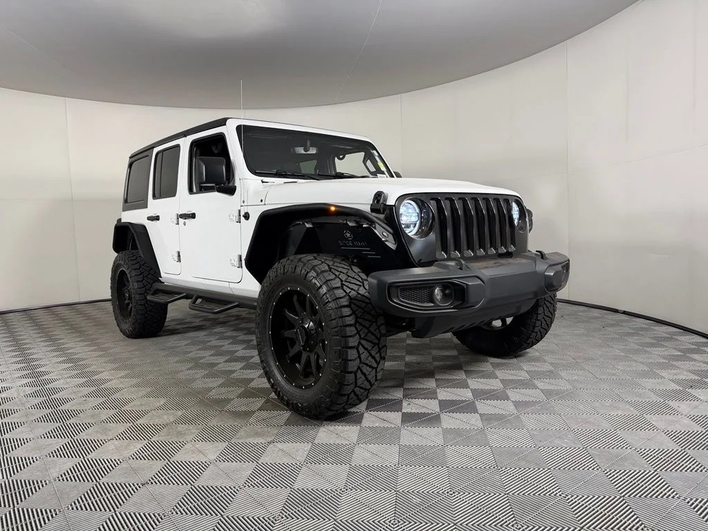 Used 2021 White Jeep Unlimited Willys image 3