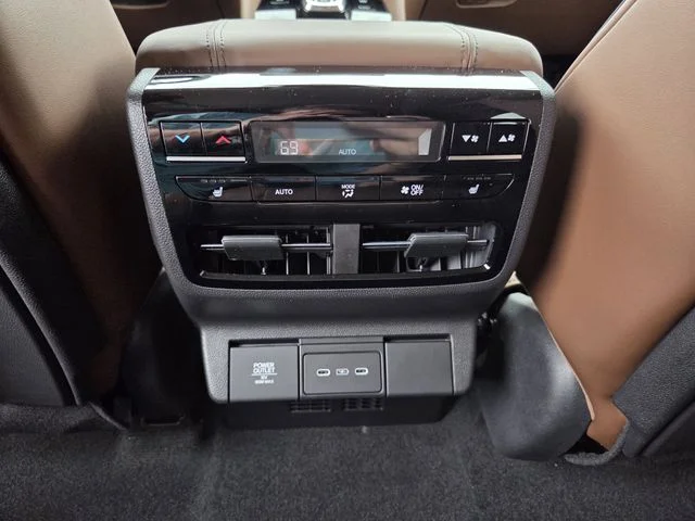 New 2026 Majestic Black Pearl Acura w/Advance Package image 18