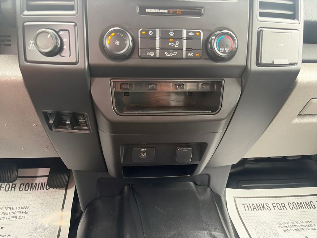 Used 2020 Black Metallic Ford XL image 18