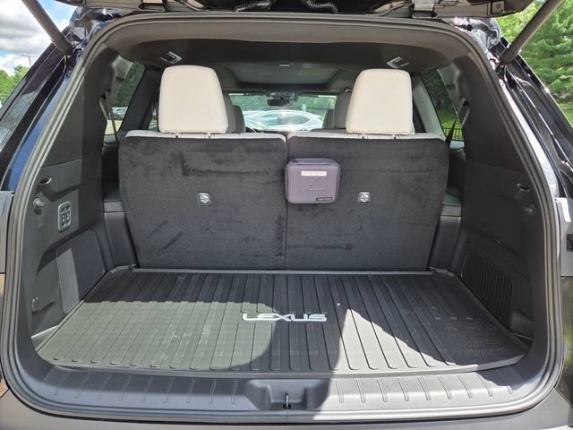 New 2026 Caviar Lexus PREMIUM AWD image 25