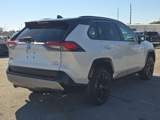 2024 Toyota RAV4 Hybrid XSE photo 4
