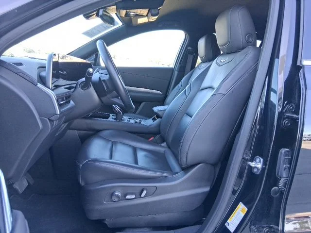 Used 2025 Black Cadillac Premium Luxury image 19