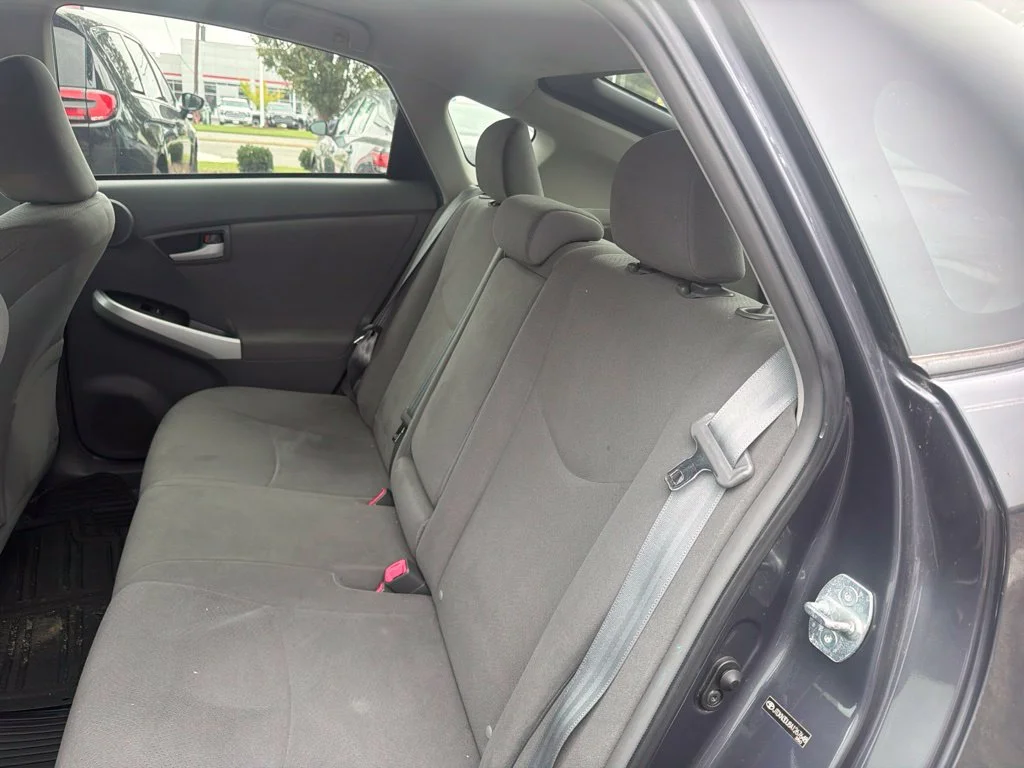 Used 2010 Gray Toyota III image 11