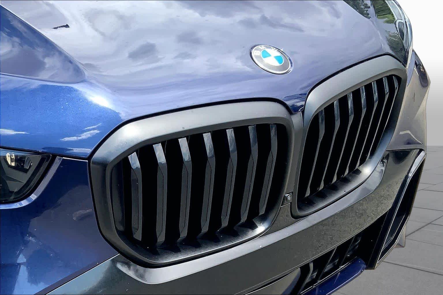 Used 2024 Tanzanite Blue II Metallic BMW xDrive40i image 29