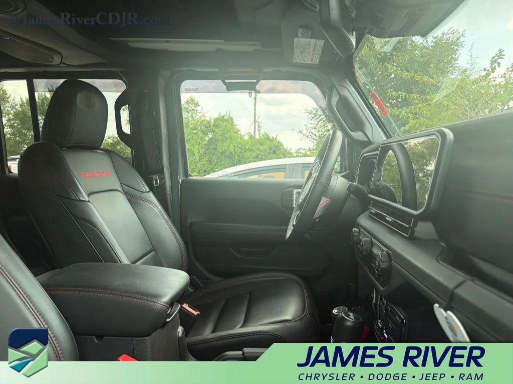 Used 2024 Gray Jeep Rubicon X image 2
