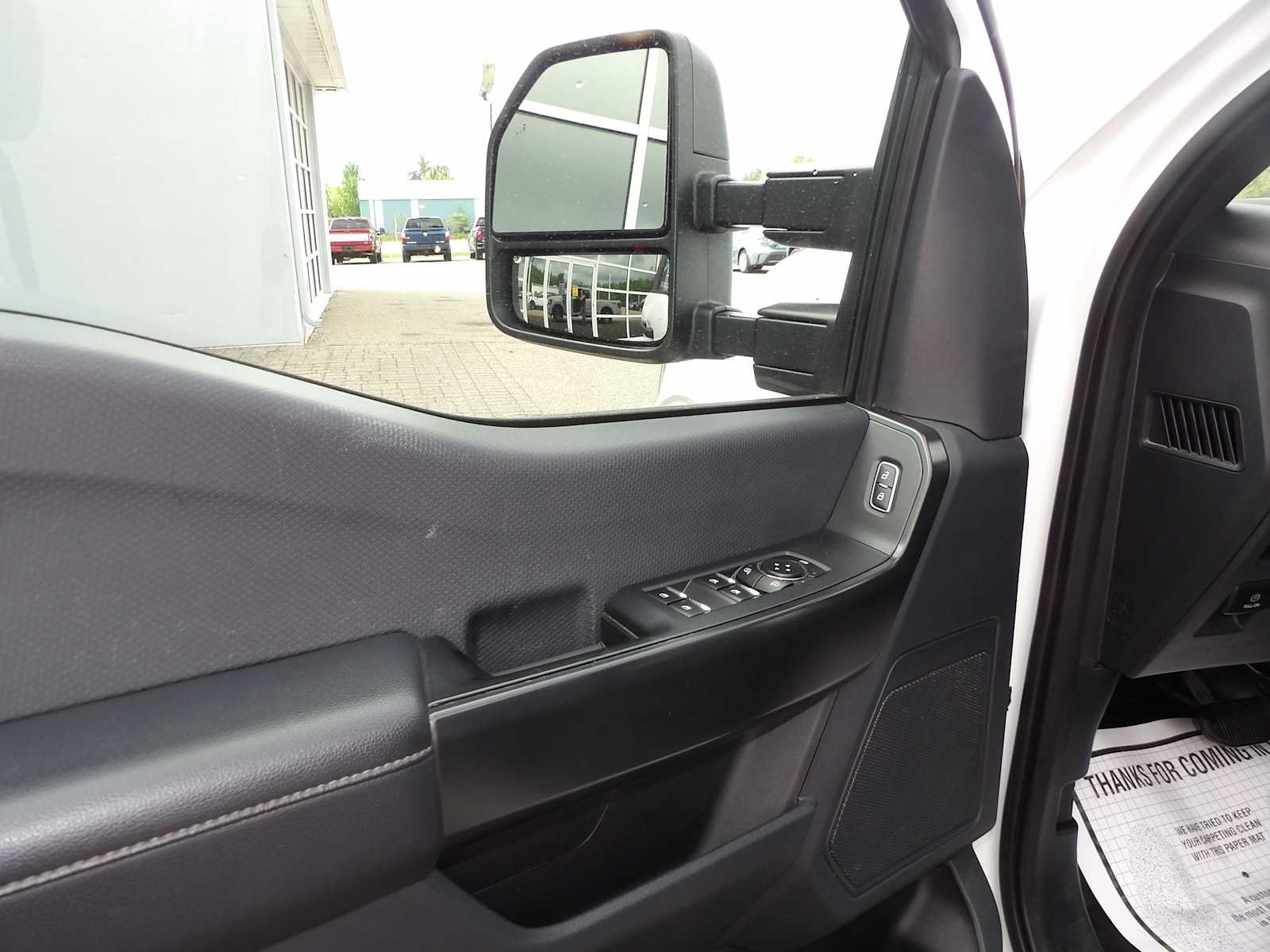 Used 2023 Oxford White Ford XL image 9