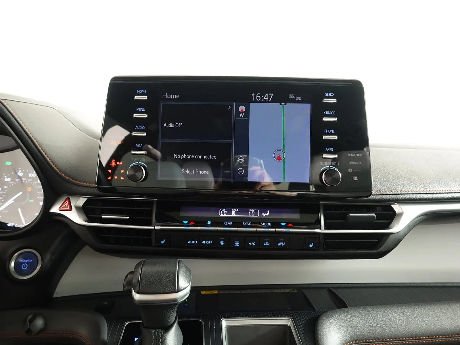 2022 Toyota Sienna XSE - Photo 22