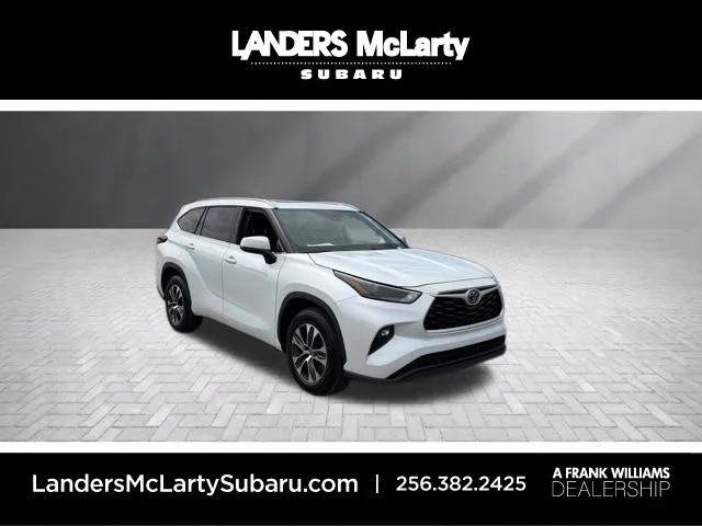 2022 Toyota Highlander Hybrid XLE