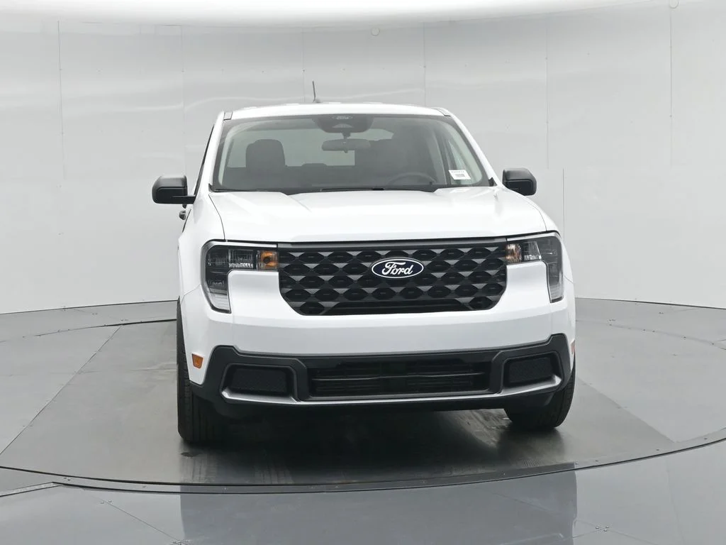 New 2026 Oxford White Ford XLT image 22