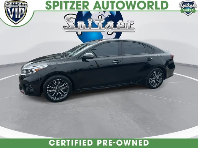 Certified Used 2023 Aurora Black Kia GT-Line image 9