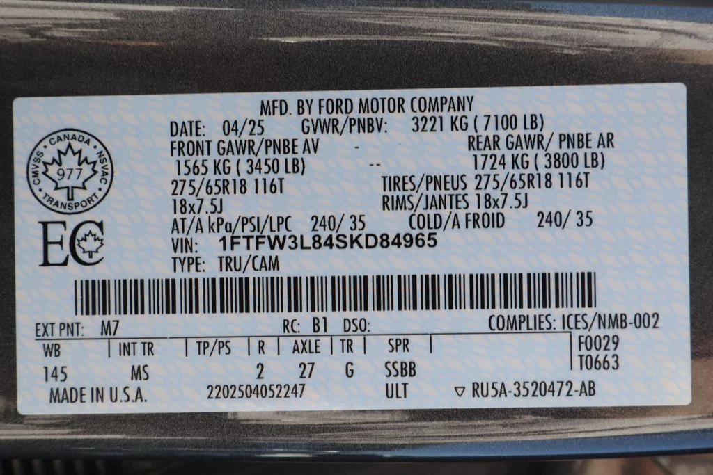 Used 2025 Gray Ford XLT image 32
