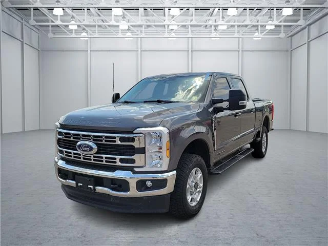 2025 Ford F-250 XLT 4x4  Crew Cab 6.75 ft. box 160 in. WB SRW
