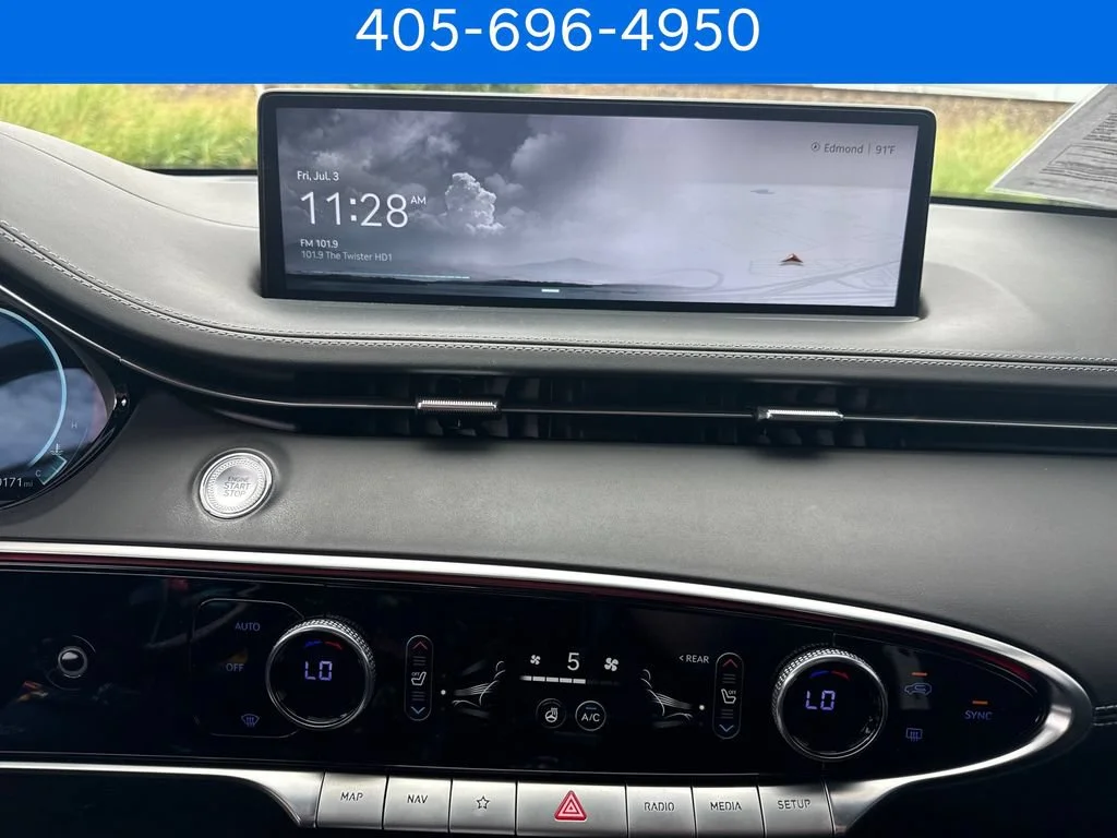 Certified Pre-Owned 2025 Genesis GV70 2.5T