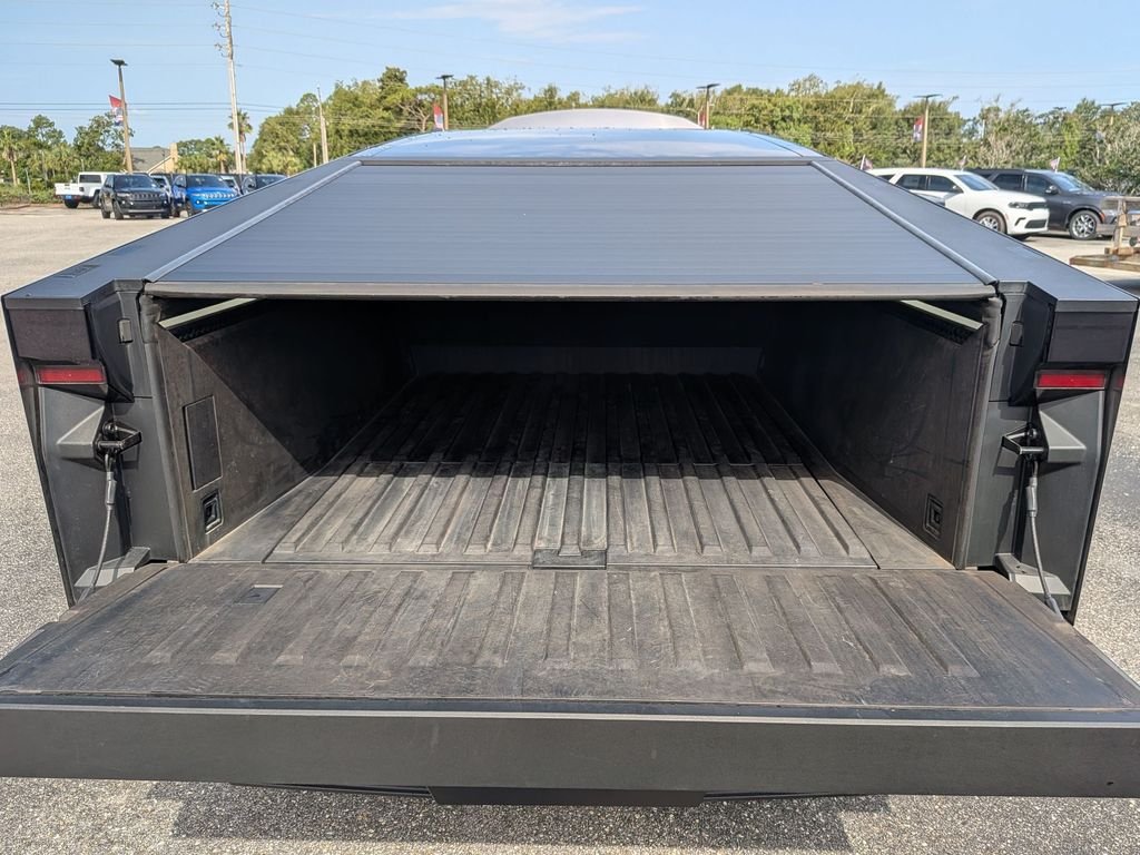 Used 2025 Silver Tesla Base image 25