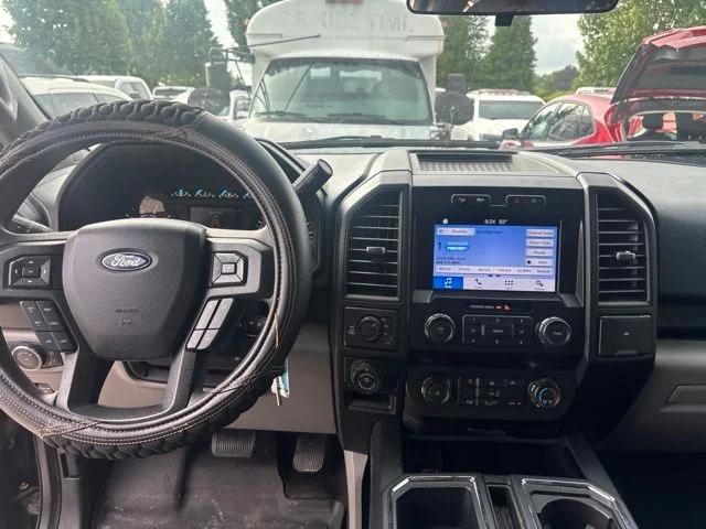 Used 2019 Red Ford XL image 11