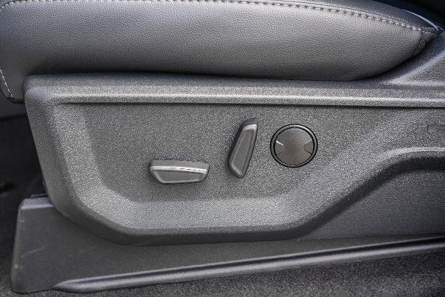 New 2026 Carbonized Gray Metallic Ford Lariat® image 54