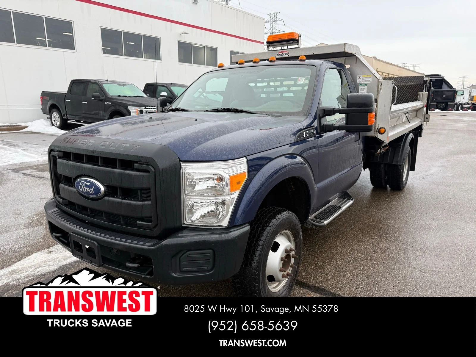 2011 Ford F-350 Super Duty Chassis Cab XL