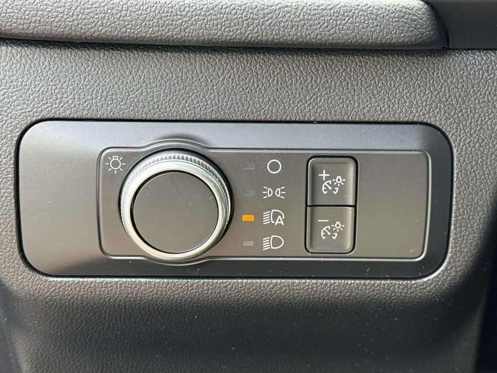 Used 2021 Blue Ford S image 28