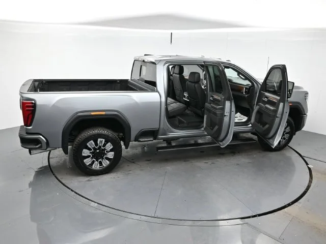 Used 2025 Sterling Metallic GMC Denali image 42