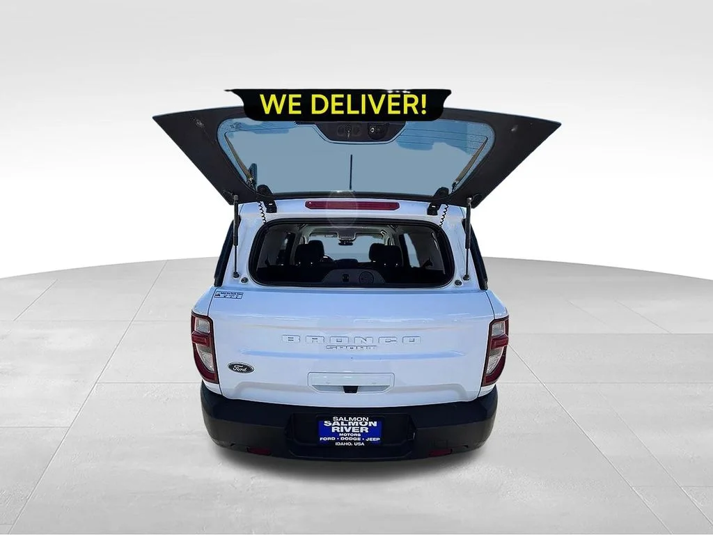 Used 2021 White Ford Big Bend image 17