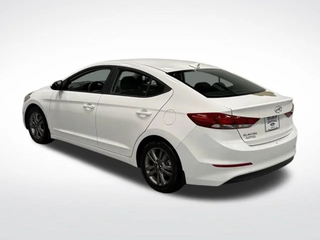 Used 2018 White Hyundai SEL image 8