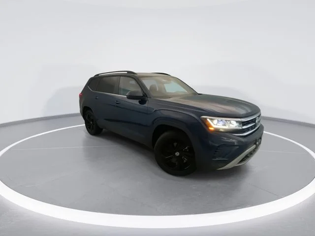 Used 2023 Blue Volkswagen 2.0T SE w/Technology image 8
