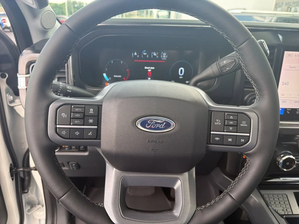 New 2026 Star White Metallic Tri-Coat Ford F-250® Lariat® image 28