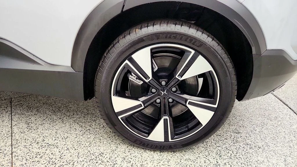 Used 2025 Magnesium Metallic Polestar Long Range Dual Motor image 9