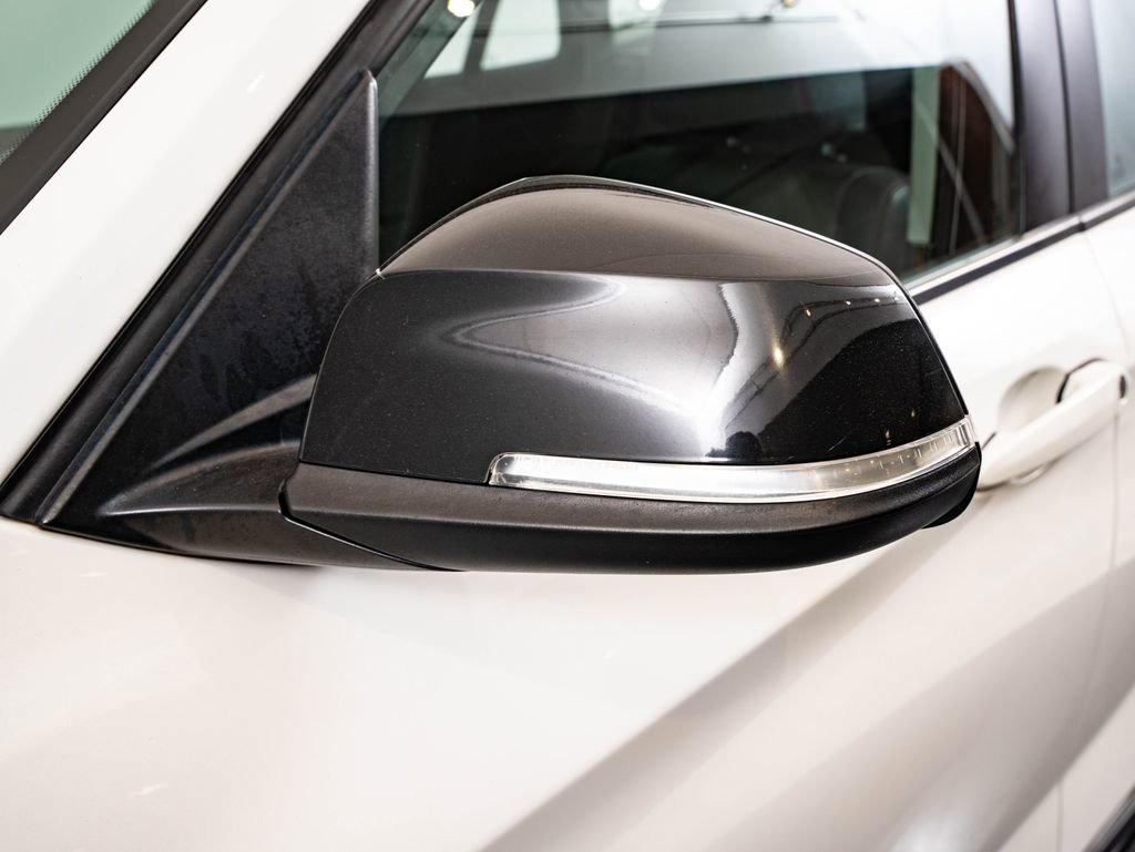 Used 2014 Alpine White BMW xDrive28i image 16