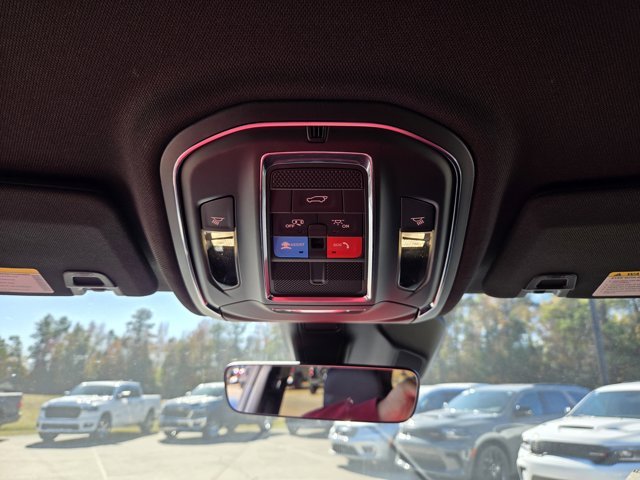 New 2025 Silver Zynith Jeep Altitude image 25