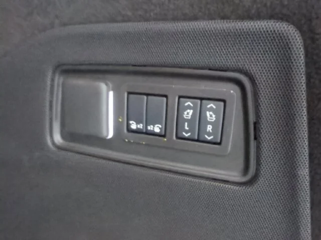 Used 2026  Cadillac Luxury image 41