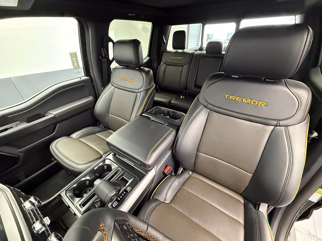 New 2026 Agate Black Metallic Ford Tremor® image 64