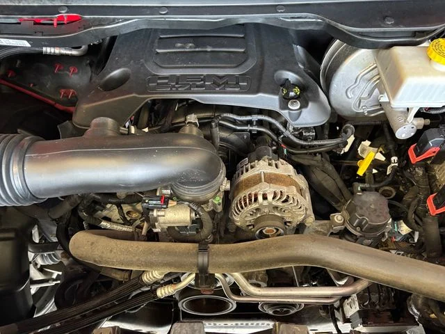 Used 2019 Red Ram Laramie image 31