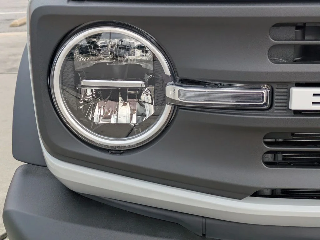 New 2026 Avalanche Gray Ford Base image 9