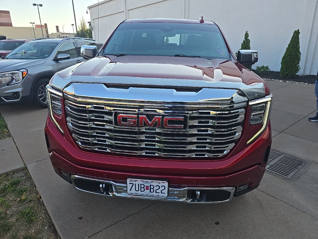 Used 2023 GMC Sierra 1500 Denali Denali with VIN 3GTUUGED1PG145158 for sale in Kansas City