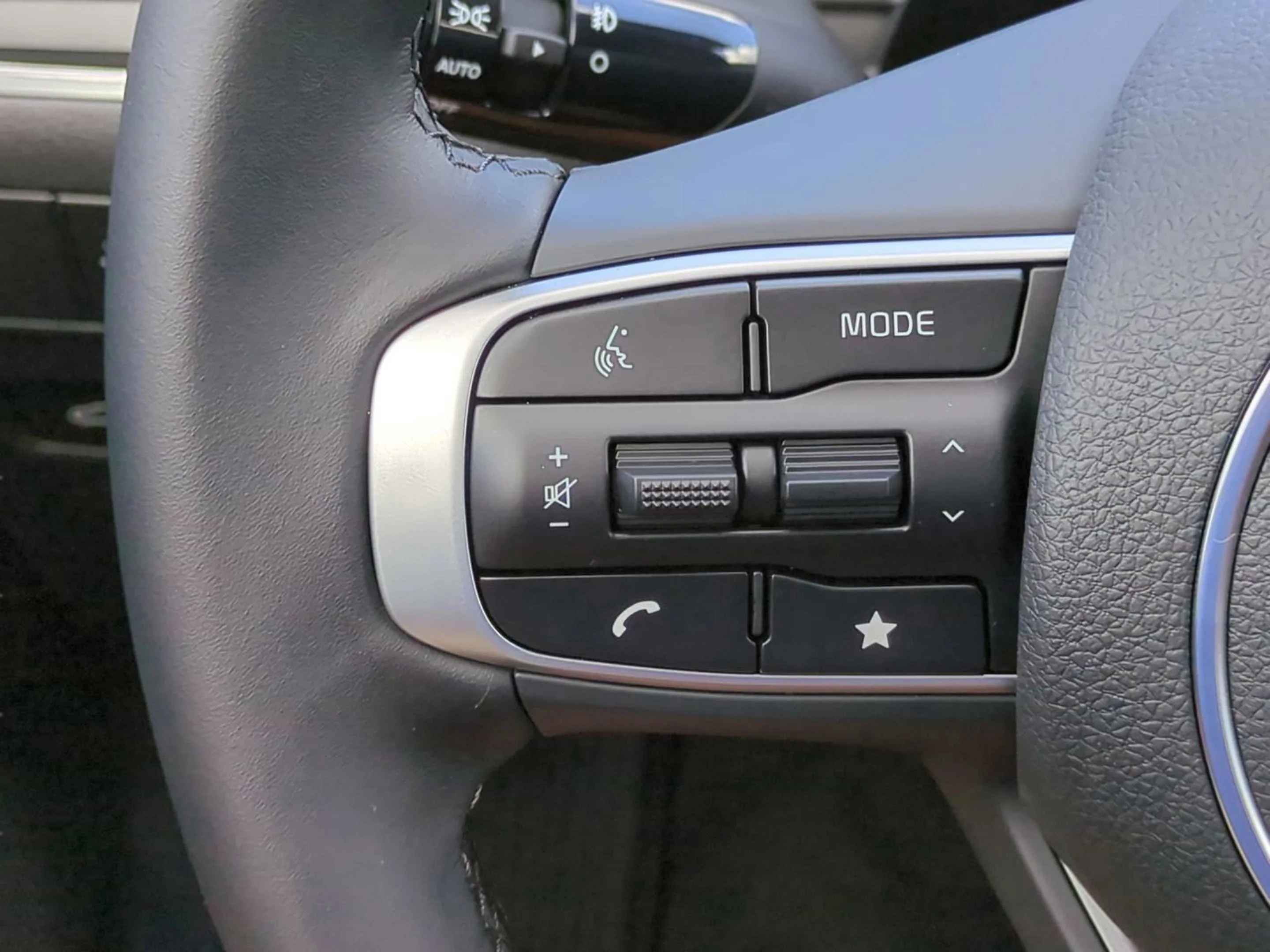New 2026 Wolf Gray Kia GT-Line image 30