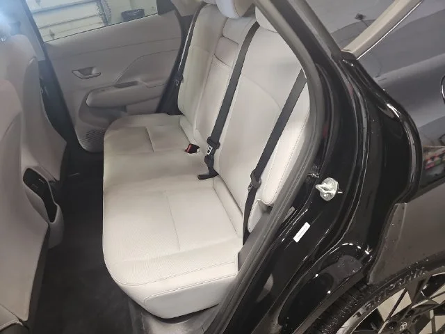Used 2025 Black Hyundai SEL image 14